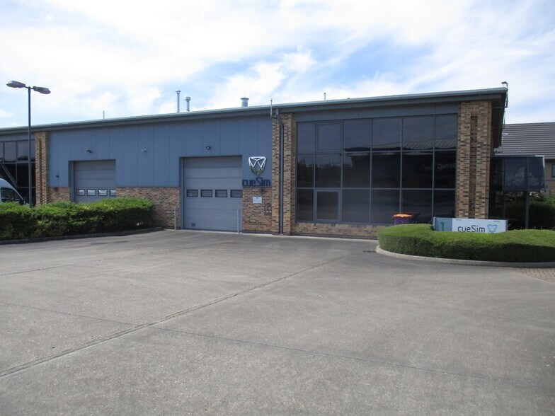 Highfield Rd, Oakley to rent - Building Photo - Image 2 of 2