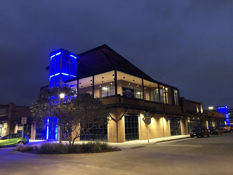 314 E Hickory St, Denton, TX to rent - Building Photo - Image 2 of 17