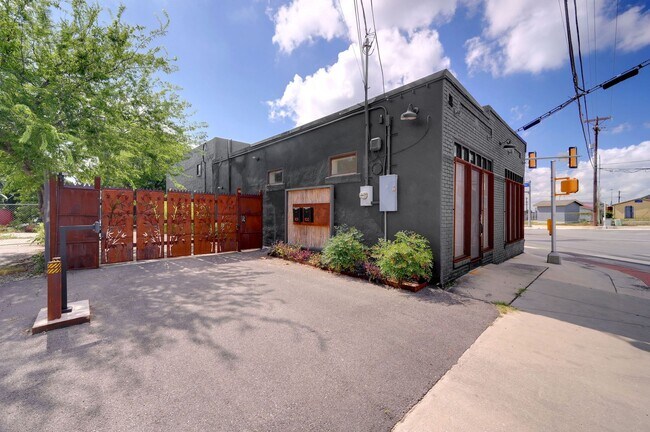 More details for 154 Fredericksburg Rd, San Antonio, TX - Office to Rent