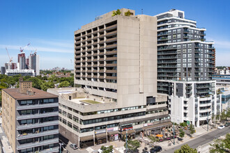 720 Spadina Ave, Toronto, ON for rent Primary Photo- Image 1 of 7