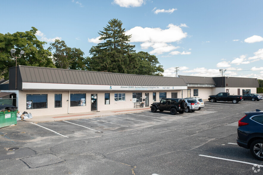 646 Route 112, Patchogue, NY for sale - Building Photo - Image 3 of 21