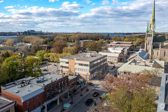 85 Rue Saint-Charles O, Longueuil, QC - aerial  map view