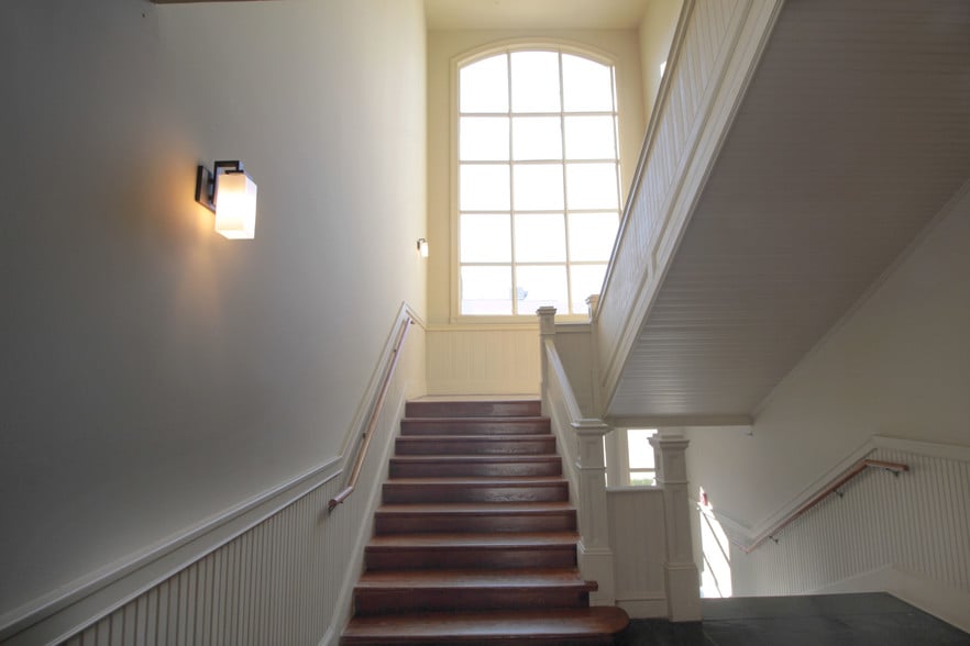 305 21st St, Galveston, TX to rent - Lobby - Image 3 of 12