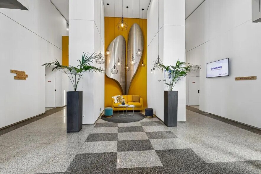 6-20 Esplanade Charles De Gaulle, Nanterre to rent - Building Photo - Image 2 of 9