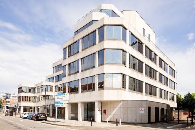 More details for 55-77 High St, Slough - Retail to Rent