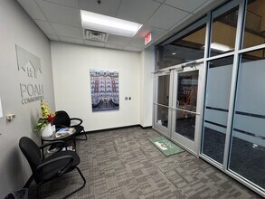 10 W 9th St, Kansas City, MO to rent Building Photo- Image 2 of 15