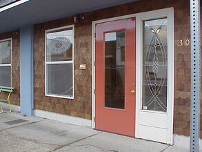 300-308 NE 1st St, Winlock, WA for rent Building Photo- Image 2 of 4