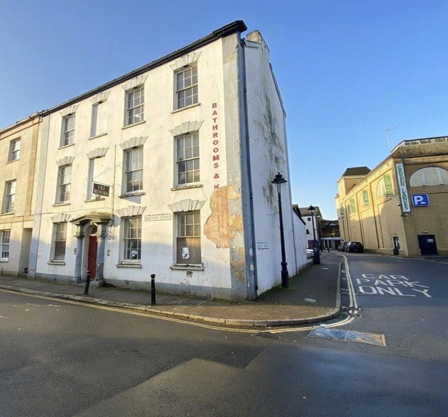113 Boutport st, Barnstaple for sale Primary Photo- Image 1 of 10