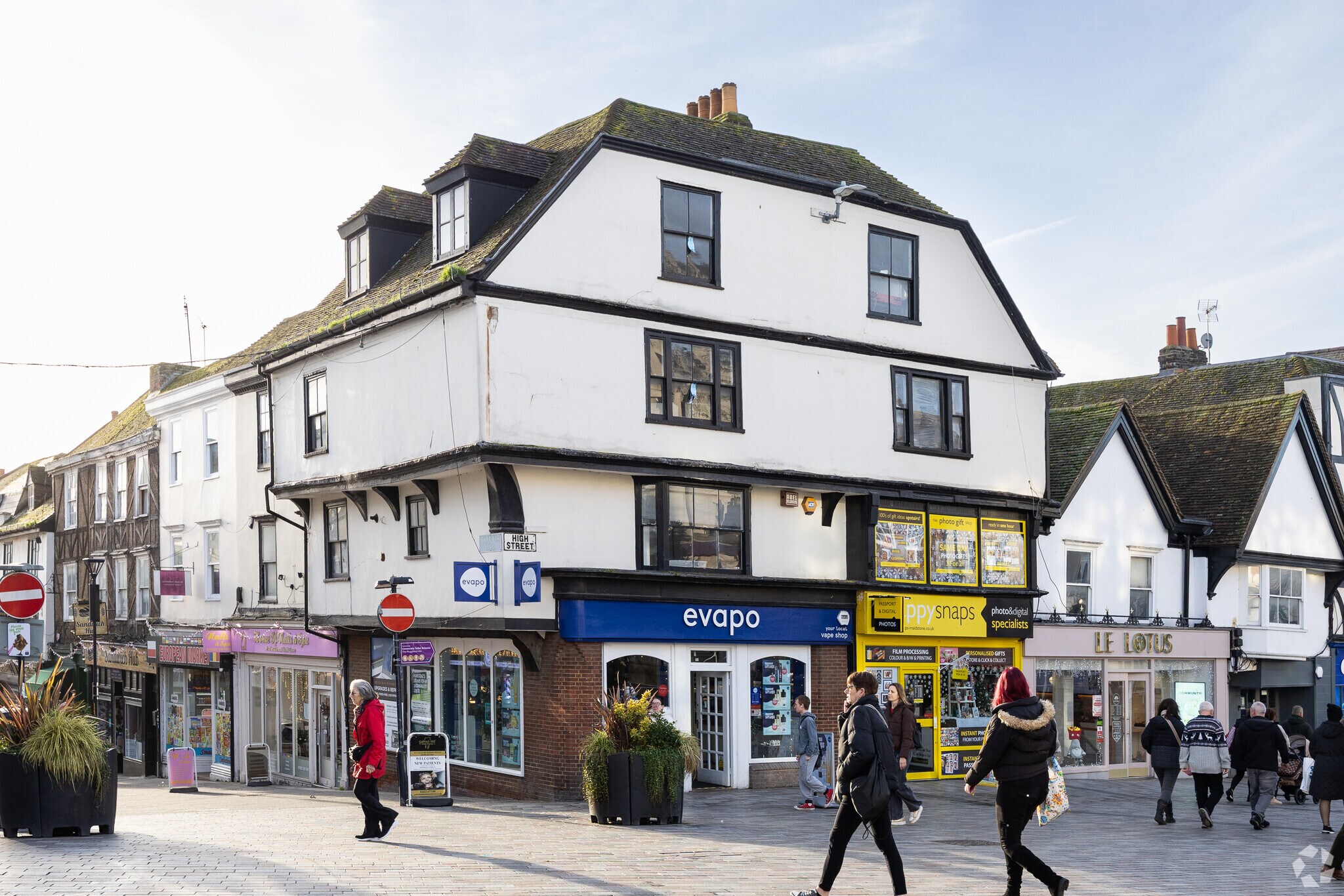 100 High St, Maidstone for sale Primary Photo- Image 1 of 3