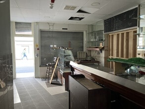 146 Stockwell Rd, London to rent Interior Photo- Image 1 of 1