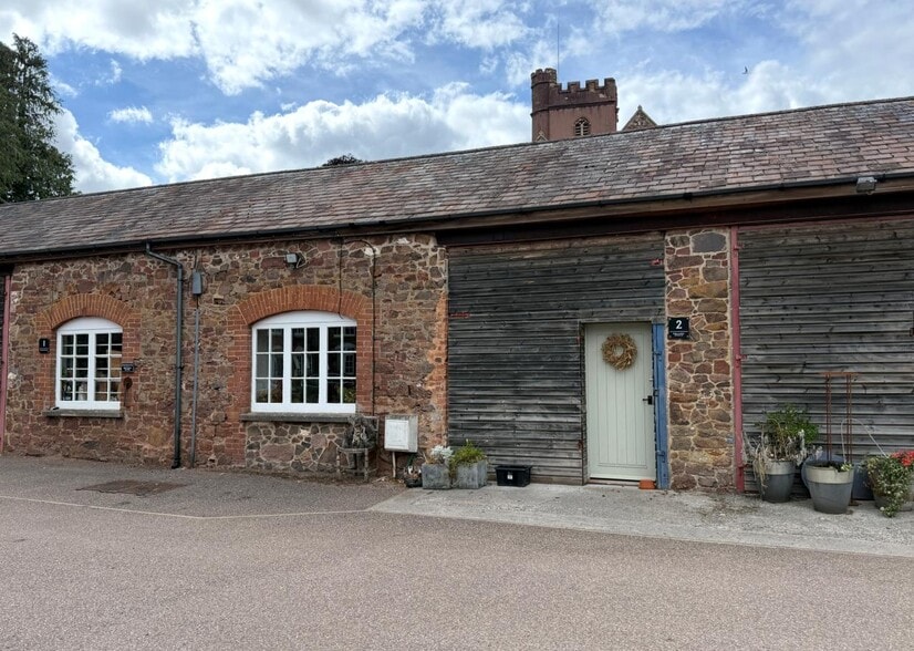 Dunchideock Barton, Exeter to rent - Building Photo - Image 1 of 3
