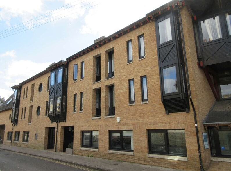 Thompsons Ln, Cambridge for sale - Primary Photo - Image 1 of 1