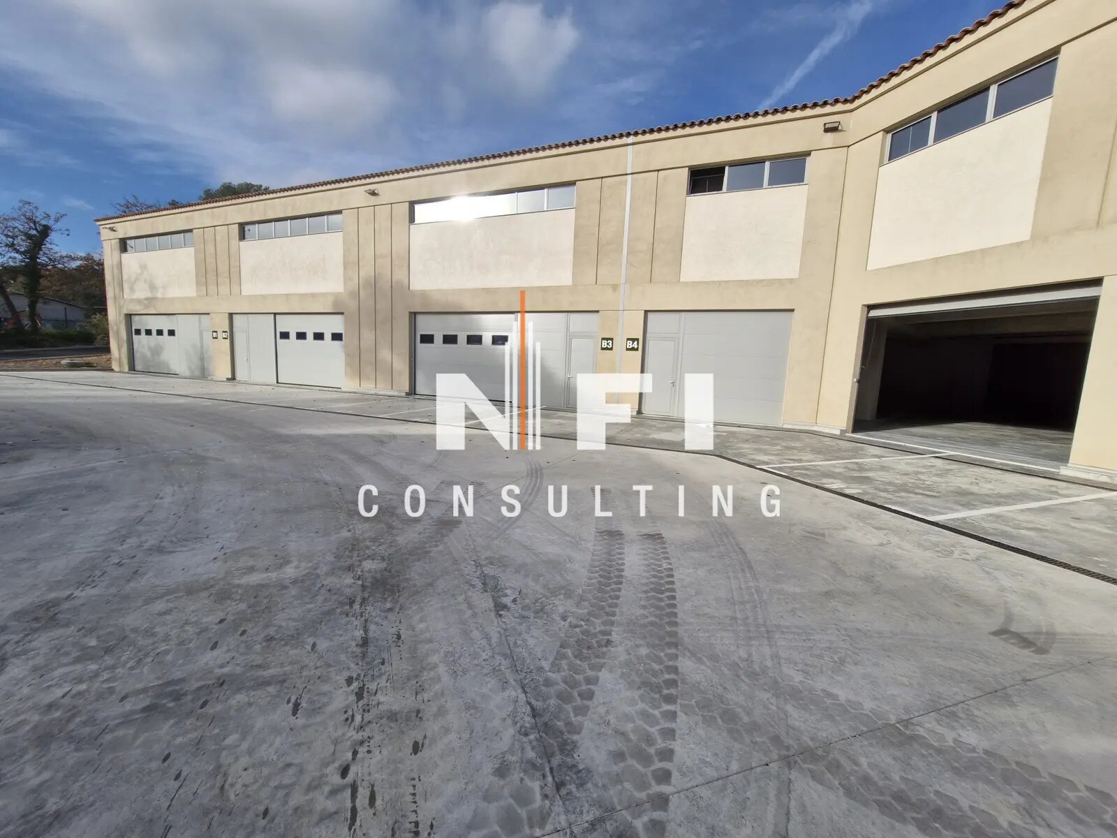 Light Industrial in Valbonne to rent Building Photo- Image 1 of 4