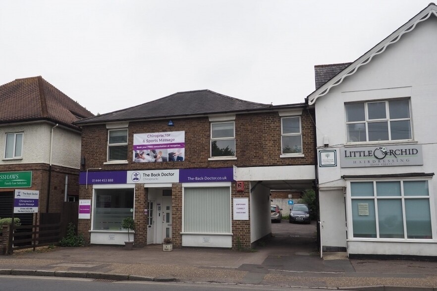 5 Hazelgrove Rd, Haywards Heath for sale - Primary Photo - Image 1 of 1