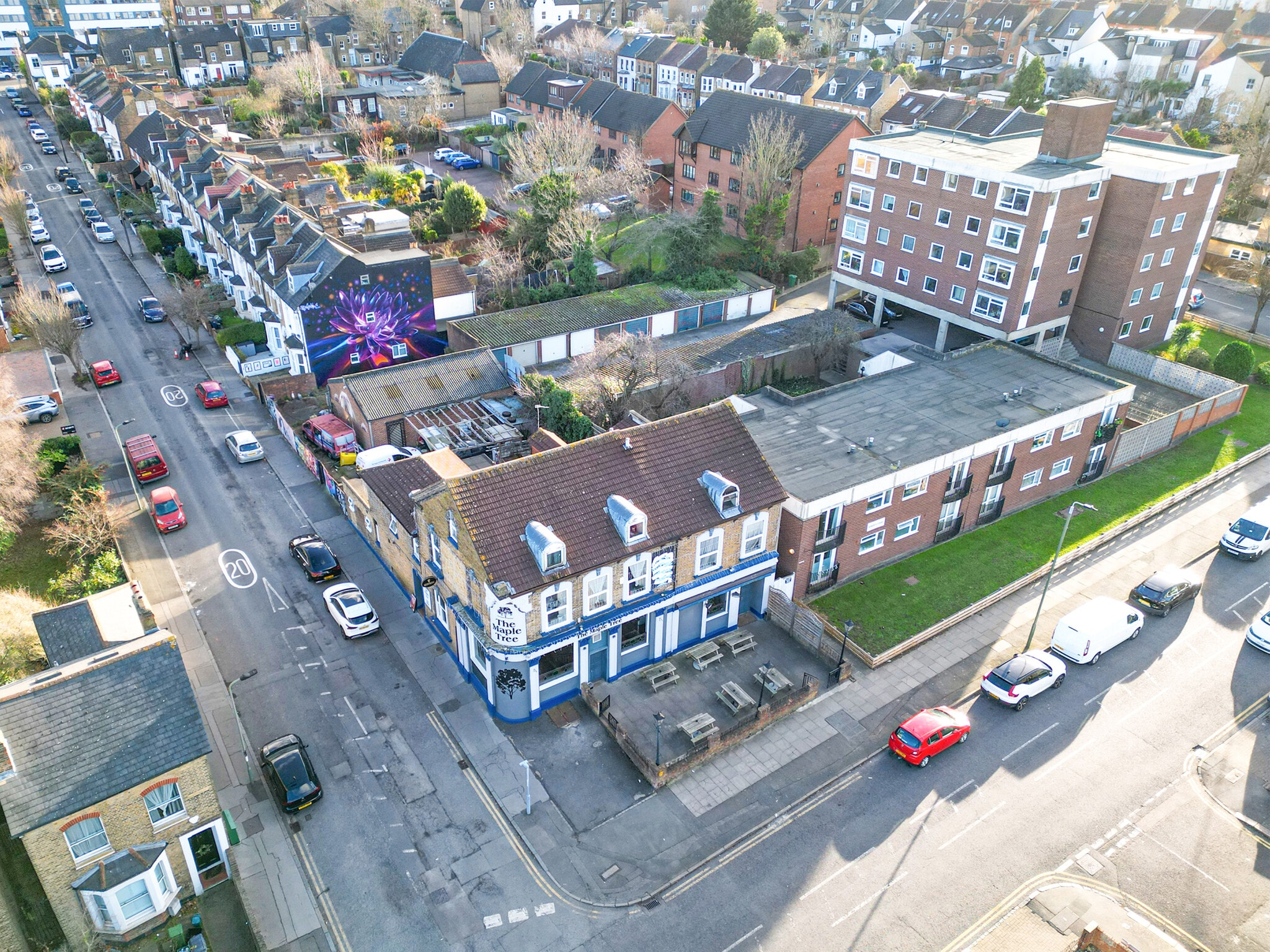 52-54 Maple Rd, London for sale Primary Photo- Image 1 of 6