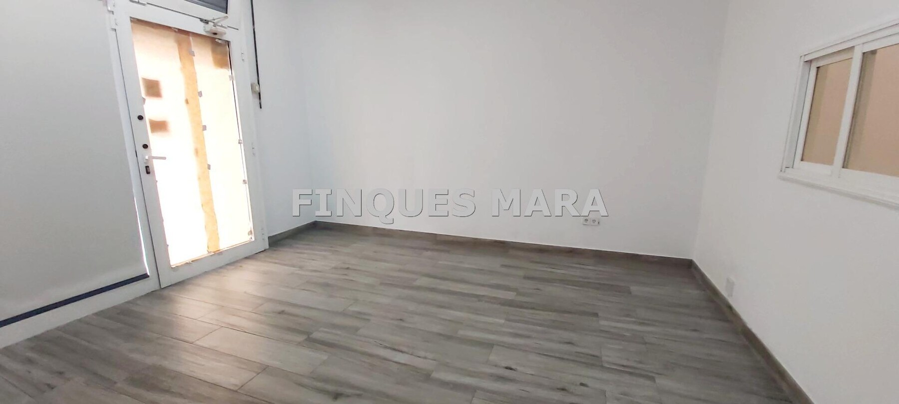 Sant Boi de Llobregat, BAR 08830 -  -  - Interior Photo - Image 1 of 5