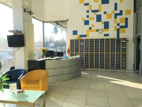 North Circular Rd, London to rent Interior Photo- Image 2 of 8