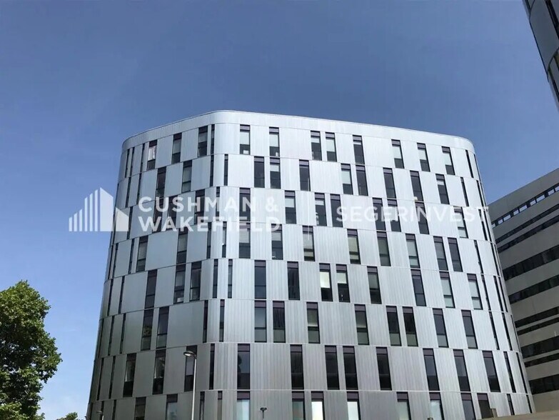 Office in Dijon to rent - Building Photo - Image 1 of 8