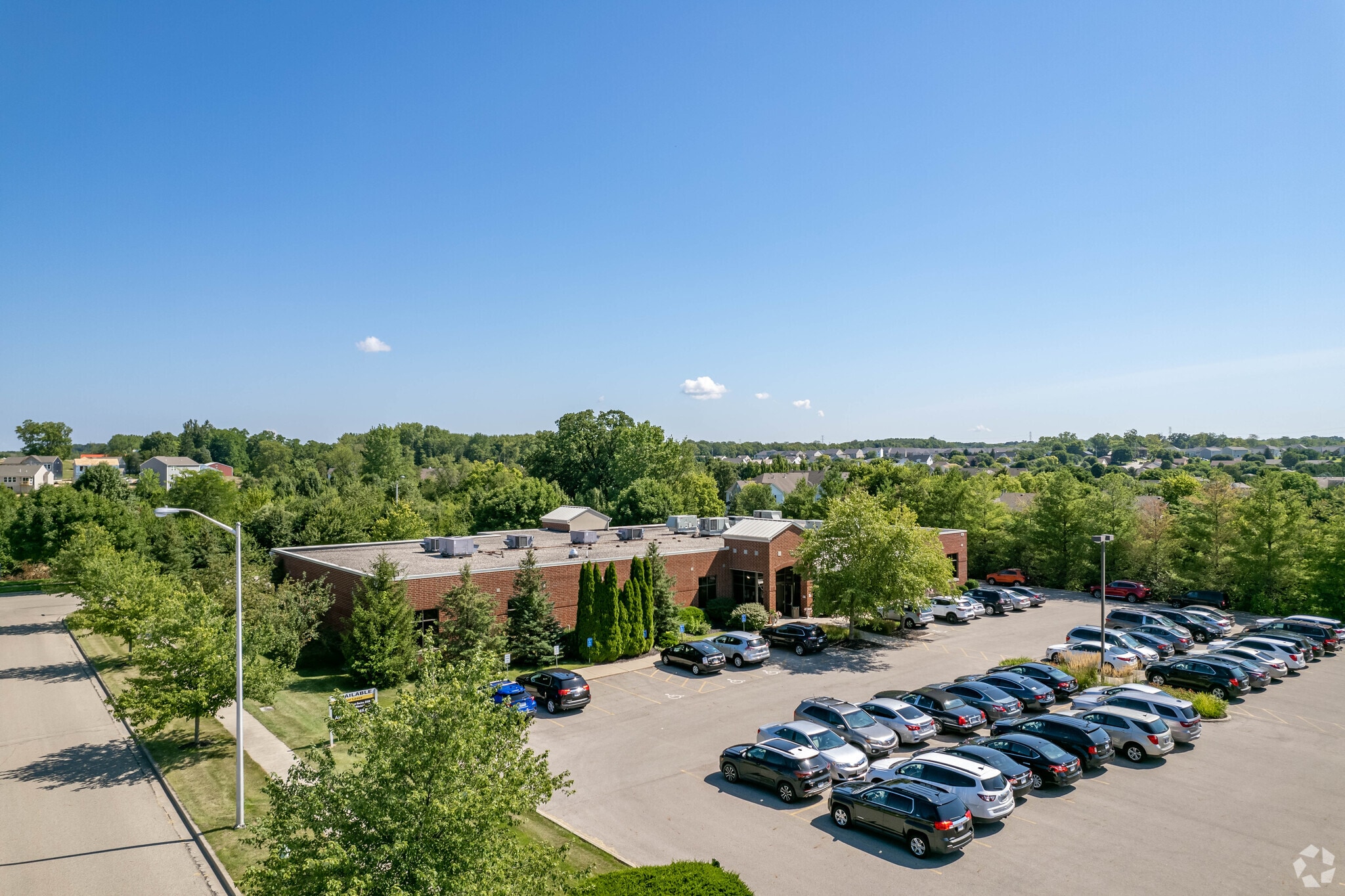 1810 Successful Dr, Fairborn, OH to rent Primary Photo- Image 1 of 19