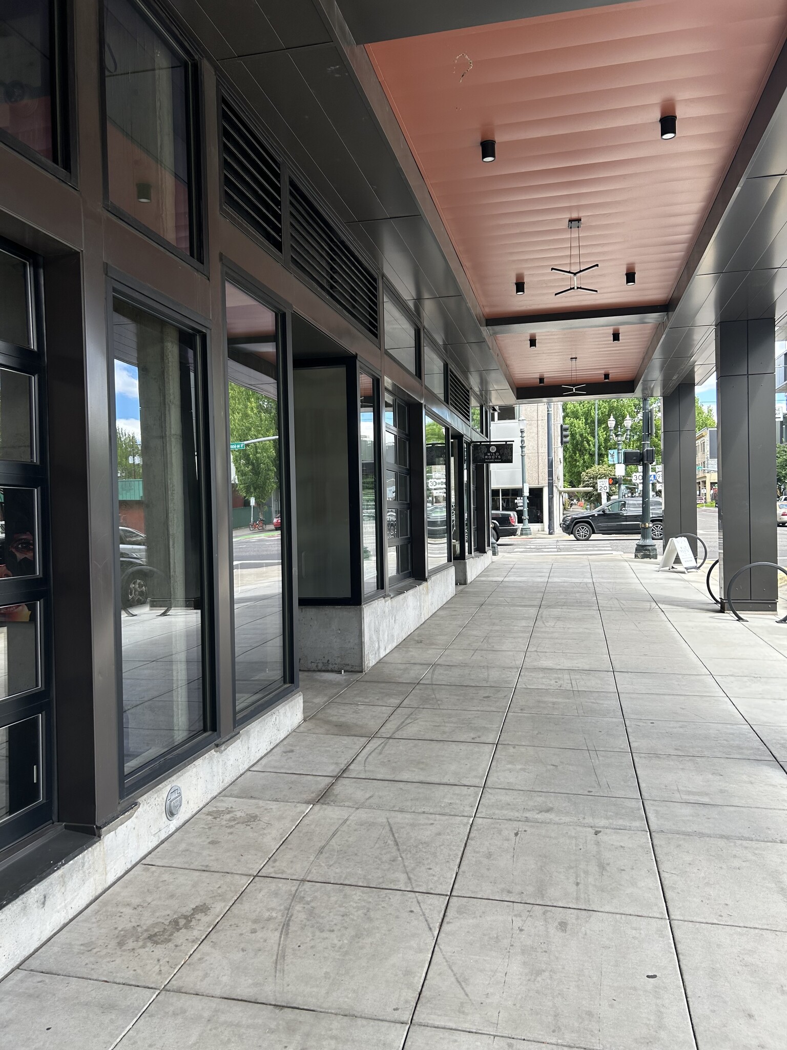 77 NE Grand Ave, Portland, OR to rent Building Photo- Image 1 of 3