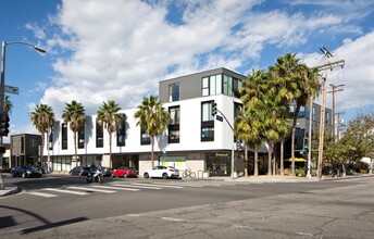 1645 Abbot Kinney Blvd, Venice, CA for rent Primary Photo- Image 1 of 12