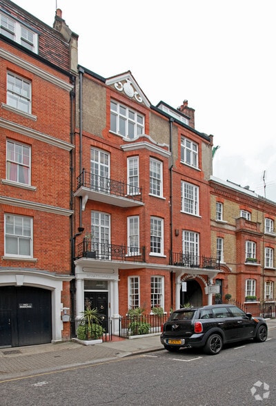 72 Flood St, London to rent - Building Photo - Image 3 of 4