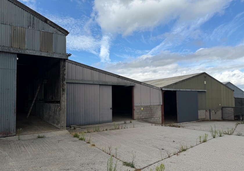 Hayes Rd, Compton Dundon for sale - Building Photo - Image 3 of 4