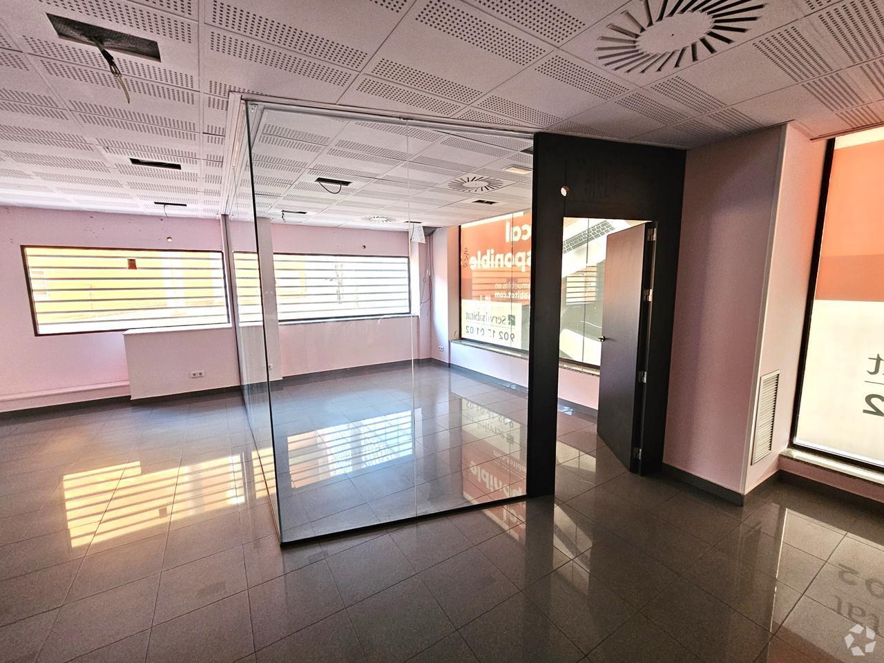 Office / Retail in Valdemoro, Madrid to rent Interior Photo- Image 1 of 7