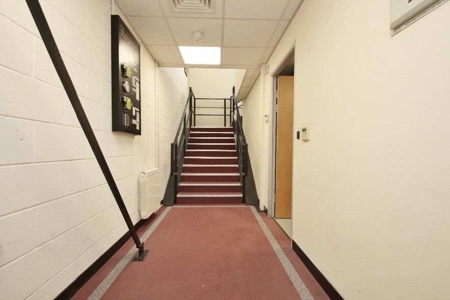 Haine Rd, Ramsgate to rent - Interior Photo - Image 2 of 22