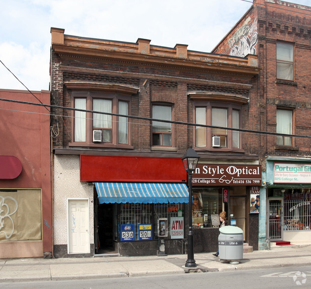 828-830 College St, Toronto, ON for rent - Primary Photo - Image 1 of 2