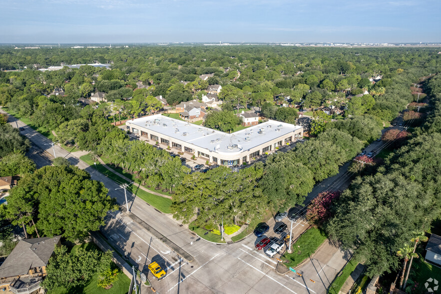 14870 Space Center Blvd, Houston, TX for rent - Building Photo - Image 2 of 8