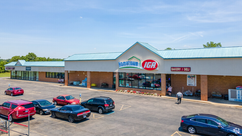 534 N Main St, New Carlisle, OH for rent - Building Photo - Image 1 of 4