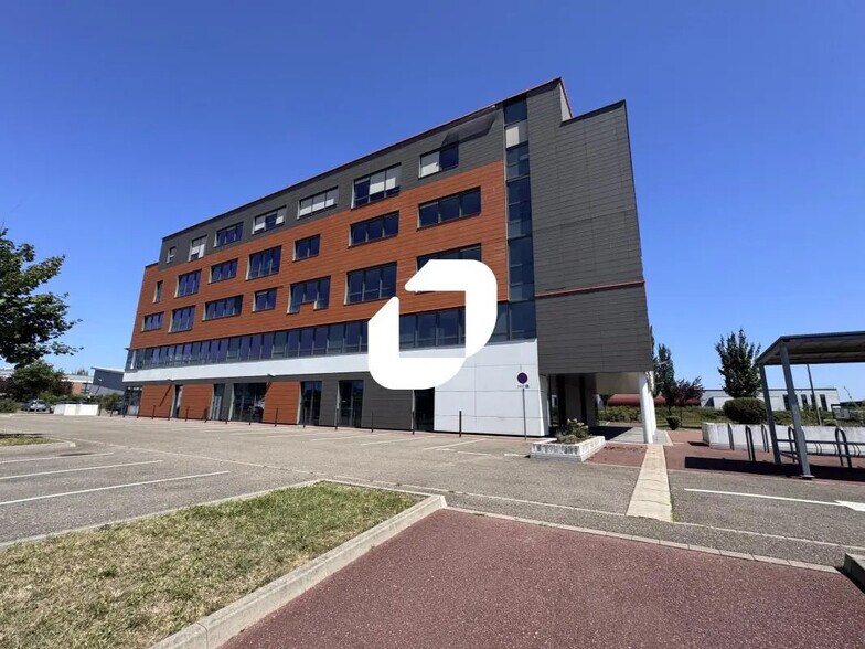 Office in Strasbourg to rent - Building Photo - Image 2 of 7