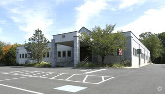 More details for 207 Commercial Ct, Morganville, NJ - Office for Rent