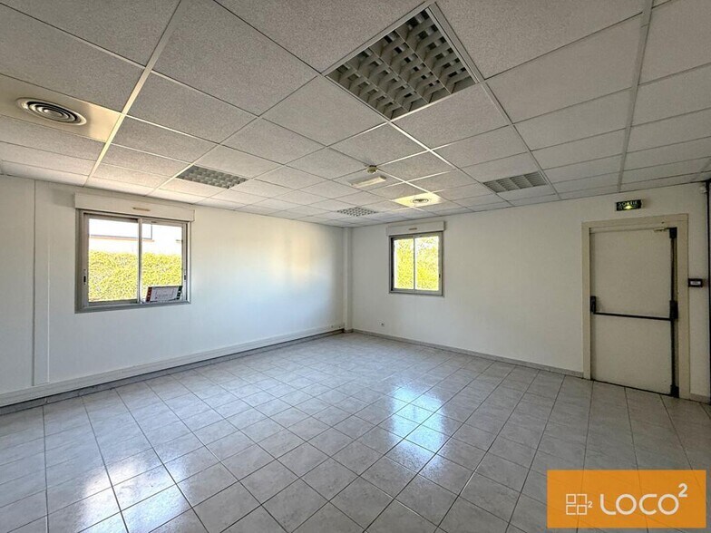 66 Allée Du Cers, Mondouzil for sale - Building Photo - Image 2 of 7