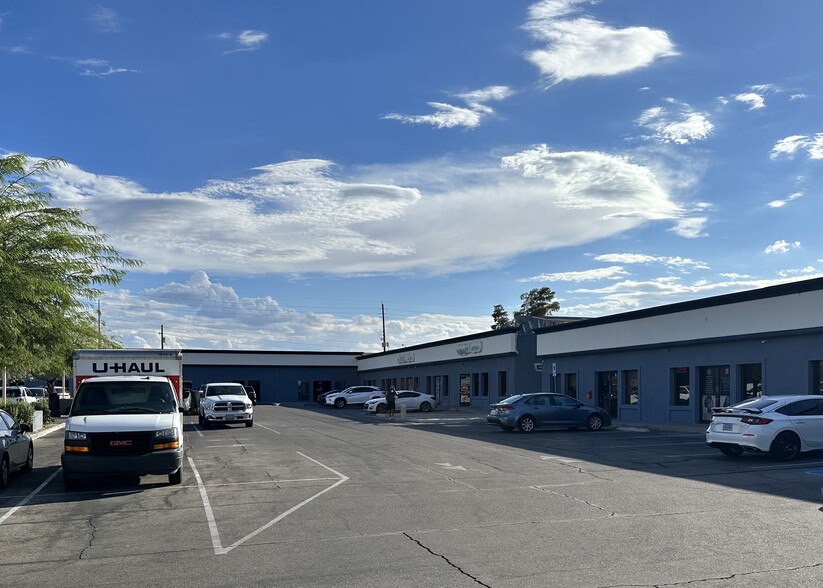 4225 S Eastern Ave, Las Vegas, NV for rent - Building Photo - Image 1 of 5