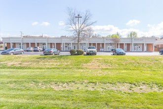 6142 Shallowford Rd, Chattanooga, TN for sale Building Photo- Image 1 of 1