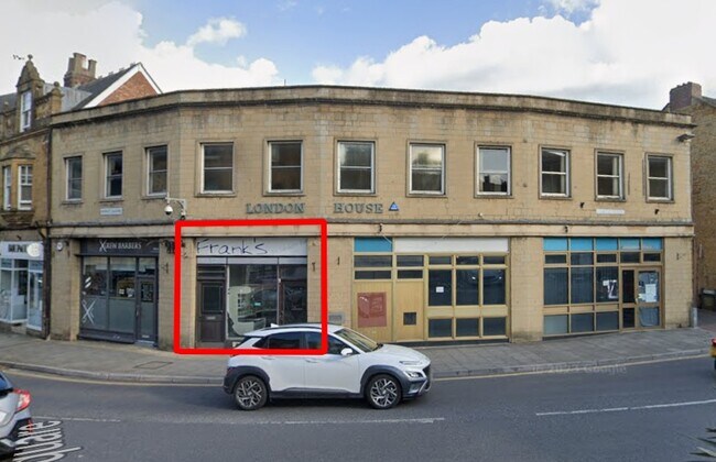 More details for 3 Market Sq, Crewkerne - Retail to Rent