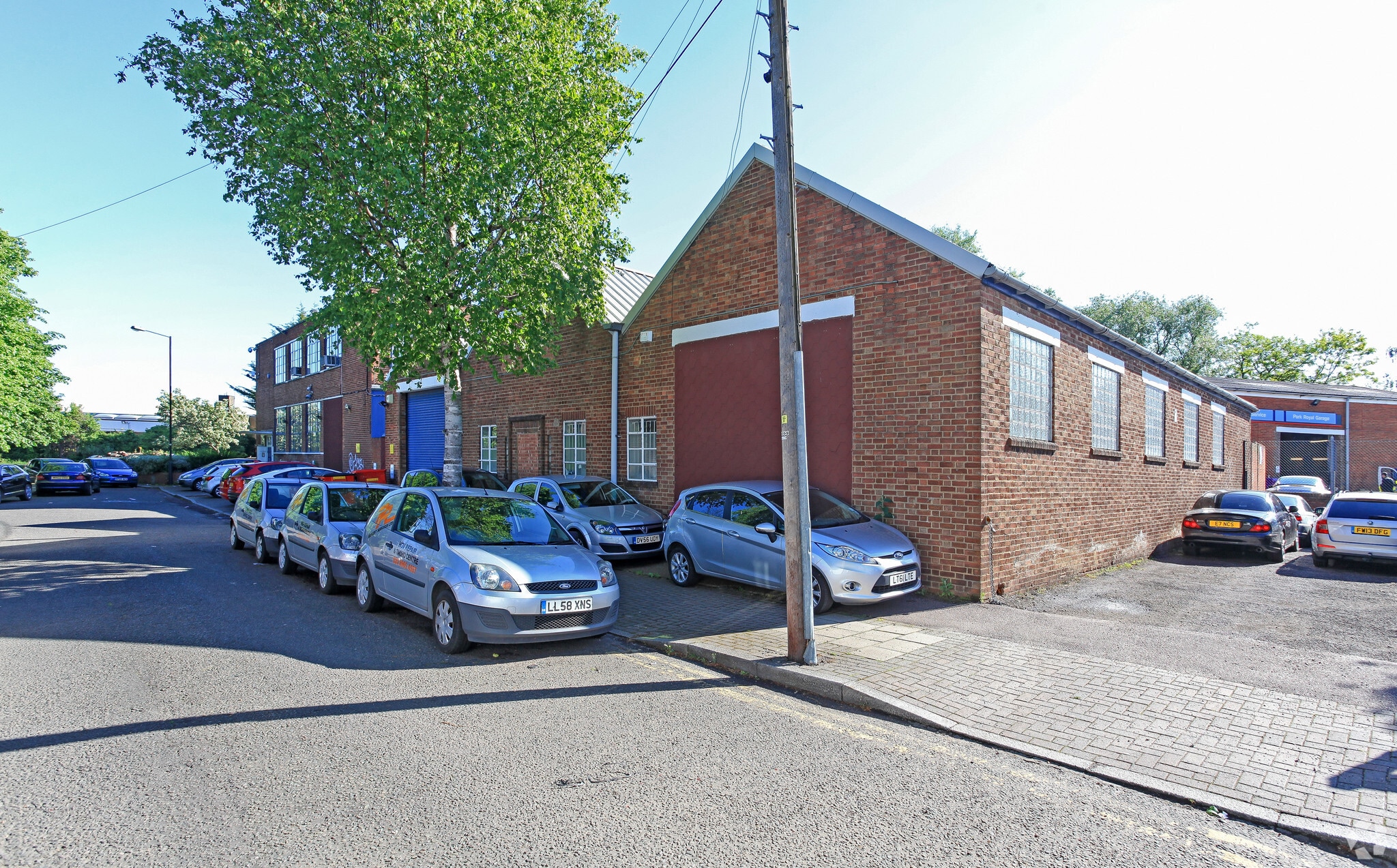 42-50 Steele Rd, London to rent Primary Photo- Image 1 of 7