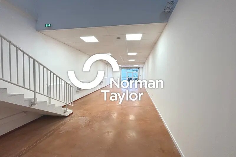 Light Industrial in Montpellier to rent Interior Photo- Image 1 of 7