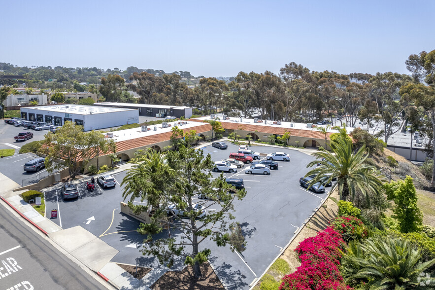 763-781 Academy Dr, Solana Beach, CA for rent - Aerial - Image 3 of 12