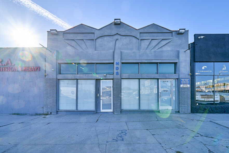 1535 S La Cienega Blvd, Los Angeles, CA for rent - Building Photo - Image 1 of 12