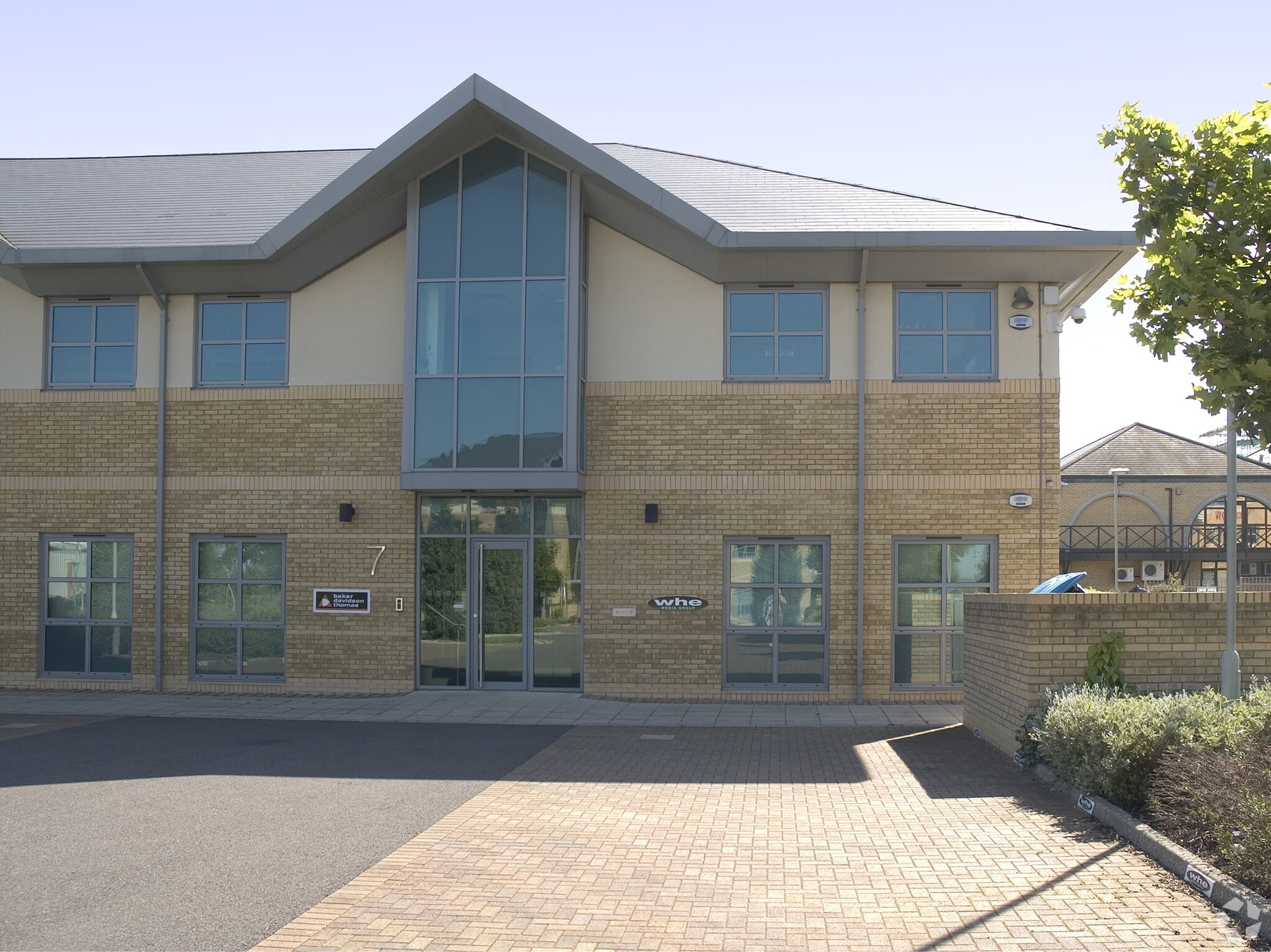 Faraday Rd, Basingstoke for sale Primary Photo- Image 1 of 1