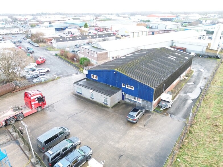 9 Broadleys Rd, Stirling to rent - Building Photo - Image 3 of 4