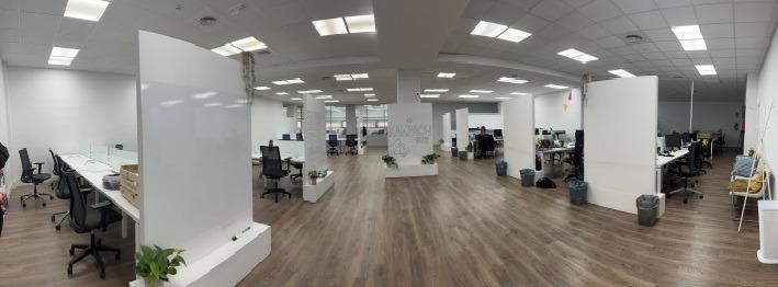 Office in Seville, Sevilla to rent - Building Photo - Image 2 of 20