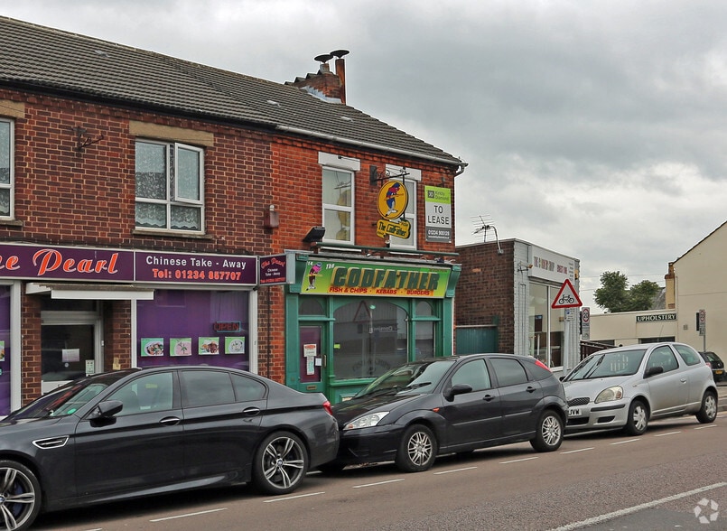 14 Bunyan Rd, Kempston to rent - Building Photo - Image 2 of 2