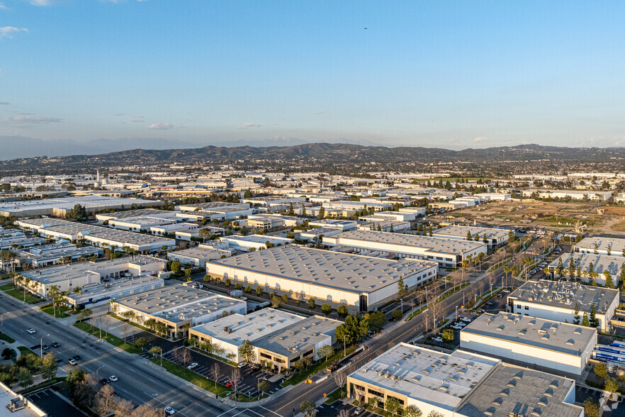 12301 Hawkins St, Santa Fe Springs, CA for rent - Building Photo - Image 3 of 11