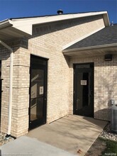 9400 S Saginaw St, Grand Blanc, MI for rent Building Photo- Image 1 of 3