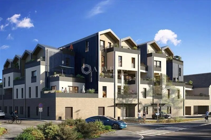 Office in La Riche for sale Building Photo- Image 1 of 8