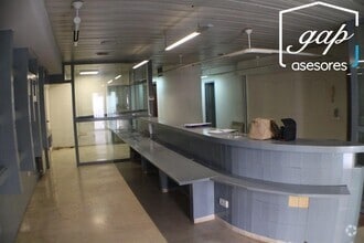 Office in Cuenca, Cuenca to rent Interior Photo- Image 1 of 4